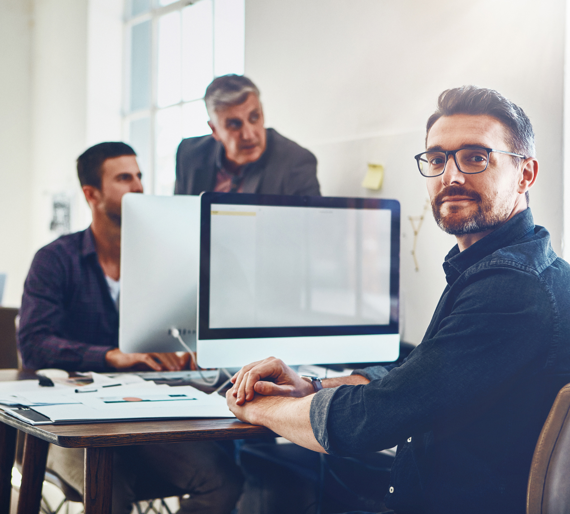 Team working with IoT solutions